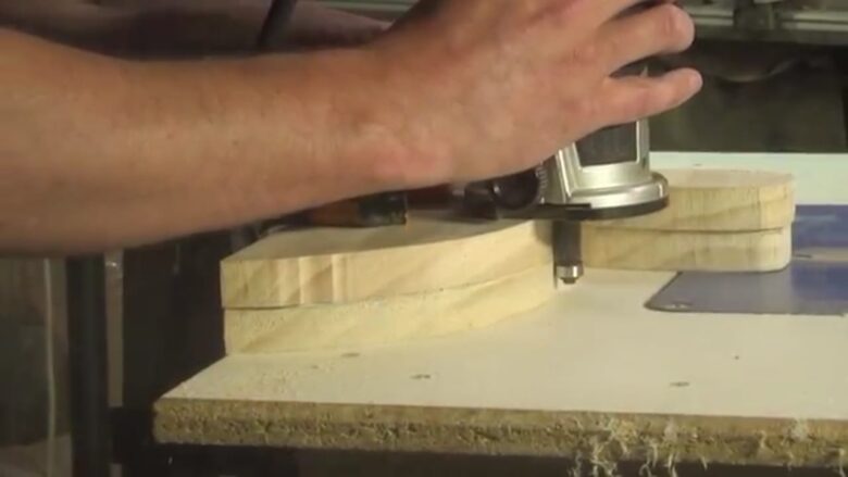 How to use a laminate router bit