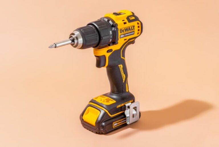 How To Choose A Lightweight Drill For A Woman 2021 Guide