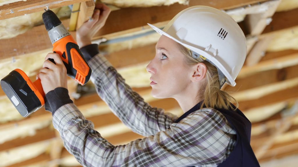 How To Choose A Lightweight Drill For A Woman 2021 Guide